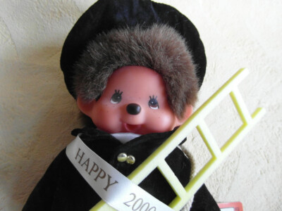 MONCHICHI MONCHHICHI ca 20cm groß Happy 2000 t.15 Schornsteinfeger