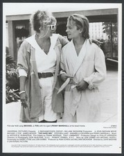 PENNY MARSHALL MICHAEL J FOX in @Col The Hard Way '91 BATHROBE SUNGLASSES