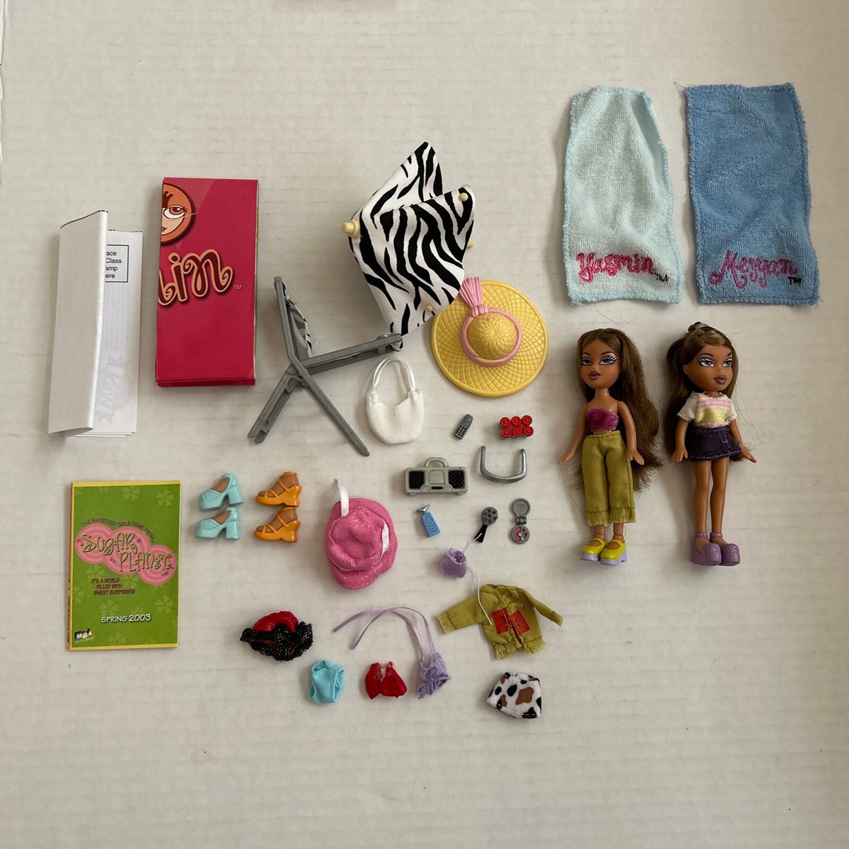 LIL BRATZ Doll Lot Yasmin Meygan Beach Stuff Mini Accessories With