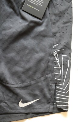 NIKE MEN FLEX STRIDE FUTURE FAST 
