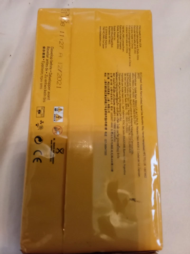 Kodak FunSaver Single Use Camera 27 Exposure Never Opened (EXPIRED) - Image 3 of 4