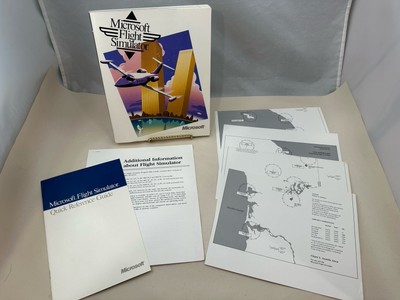 Vintage 1988 Microsoft Flight Simulator Pilot's Handbook Manual Charts Ref Guide