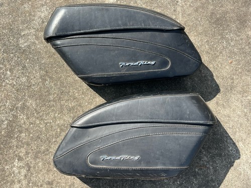 Harley Davidson Road King Classic OEM Leather Saddle Bags 07395 LH 07396 RH READ