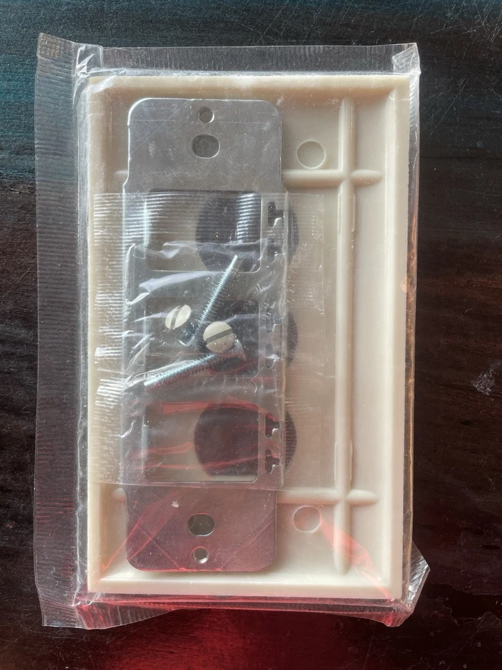 67 cubiertas de placa de pared de baquelita beige liso Sierra P12, K3, P, 3P8, P1,2,3-2 líneas de colección Foto 3 de 4