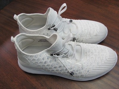 Women's Propet TravelBound Sneaker White Daisy Size 11