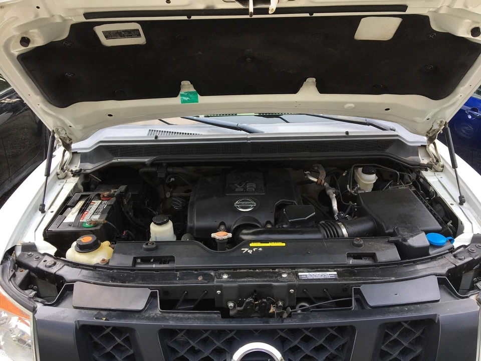 09 NISSAN TITAN Fan Shroud Foto 4 de 4