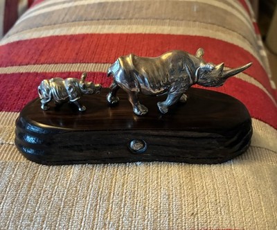 PATRICK MAVROS - Black Rhino and Baby on dark wood base - SILBER - Medium size