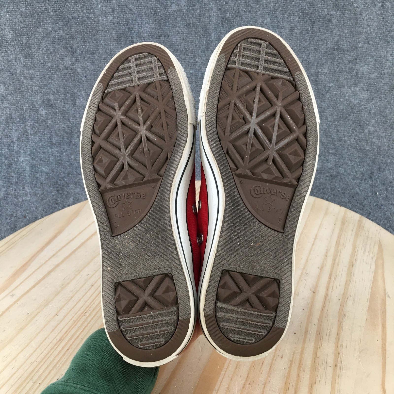 Converse Chuck Taylor All Star Shoes Mens 6 Womens 8 Low Top Sneakers M9696 Red thumbnail 11