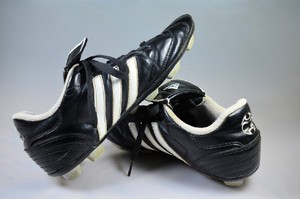 UNDER ARMOUR Soccer Cleats size 7.5 MAGNETICO FG