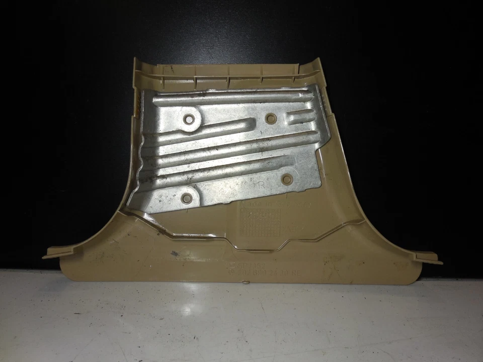 Cubierta del panel inferior del pilar B derecho Mercedes Benz C280 1994-2000 2026902430 Foto 3 de 4