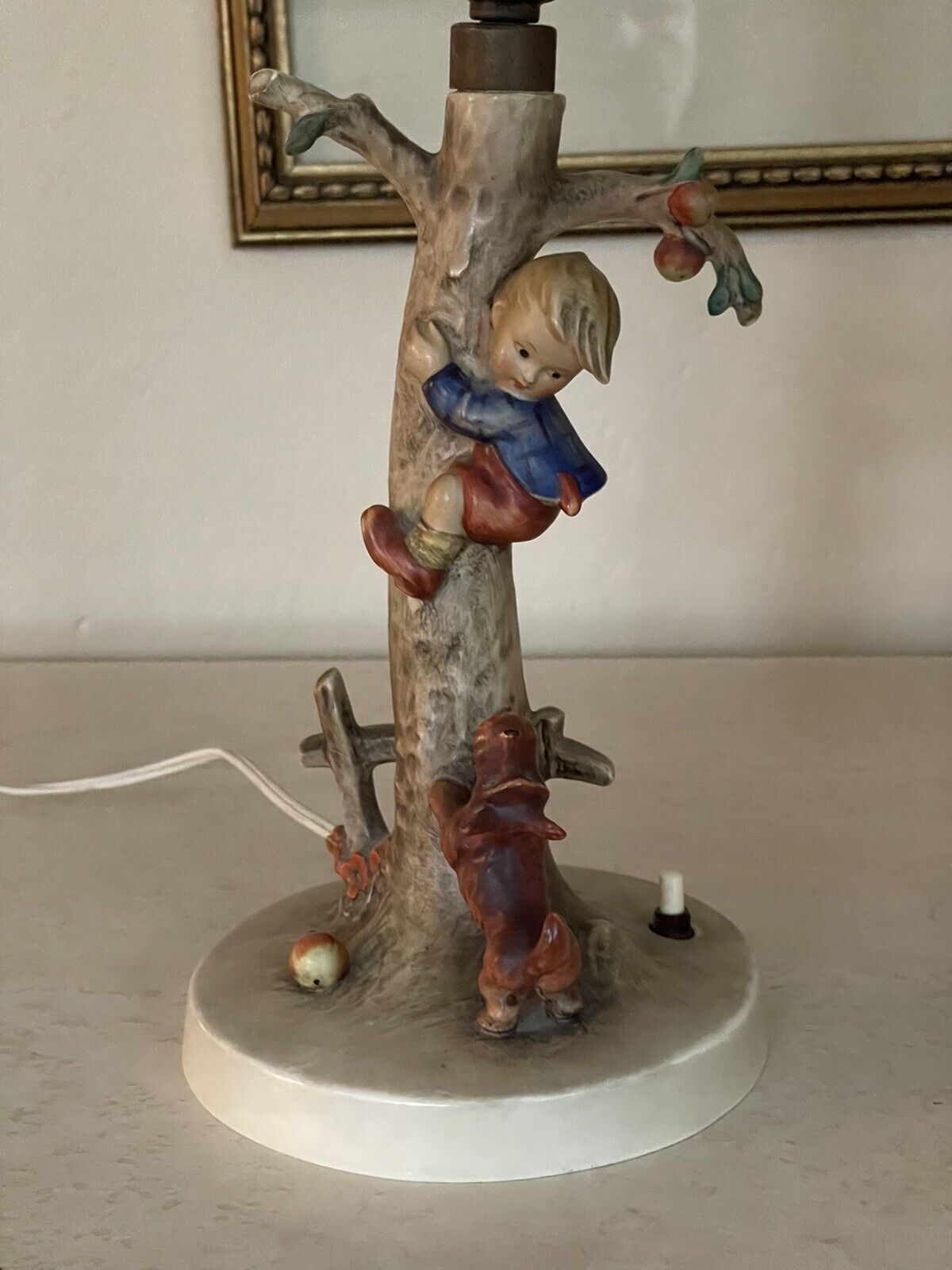 Picture 3 of 12