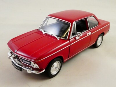 Modèle Réduit BMW 2002Ti 1966 Orange 1:24 - Welly WE24053OR, Neuf Sous Blister
