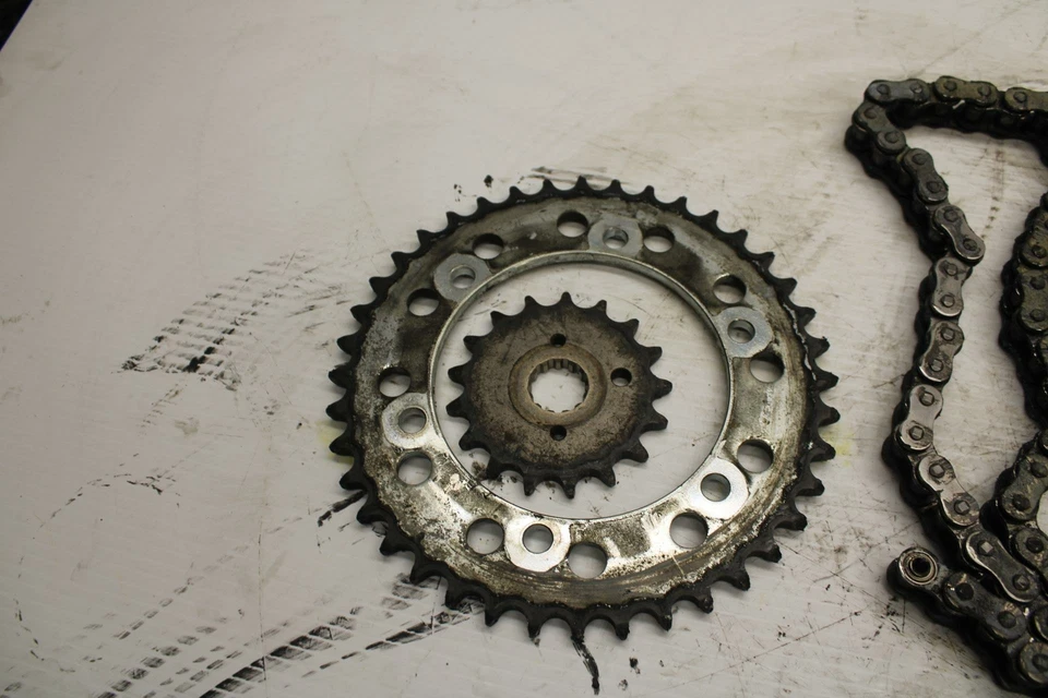 00-07 PIÑÓN TRASERO DELANTERO SUZUKI HAYABUSA CON CADENA BB281 Foto 2 de 4