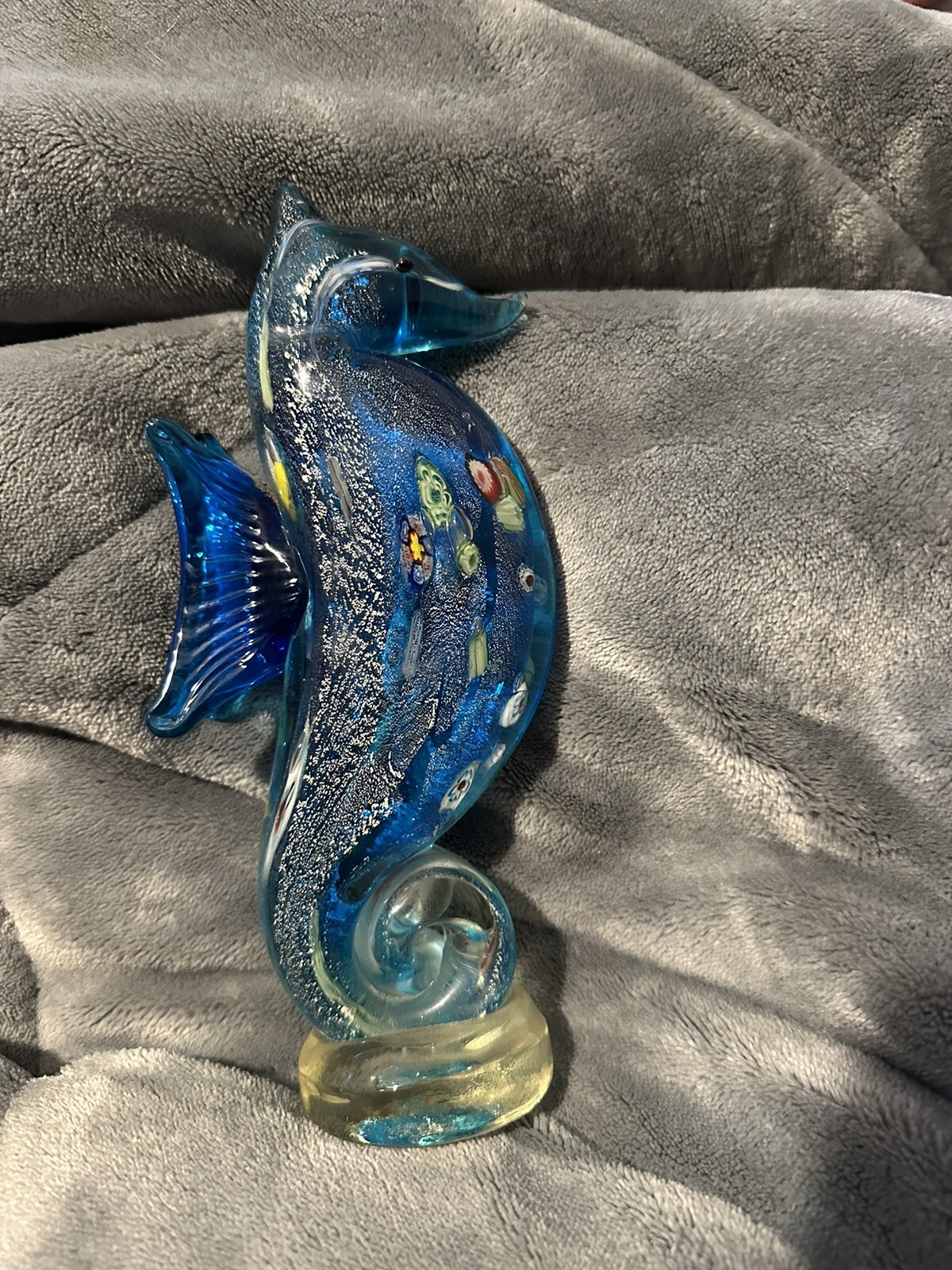 Picture 2 of 4