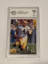 2002 Leaf ROOKIES AND STARS #35 Brett Favre (BCCG 10)