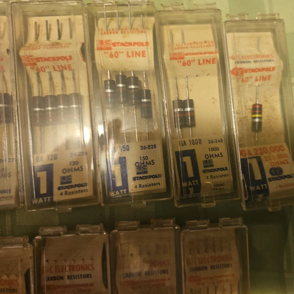 gc electronics carbon resistors. variety. 11 different ohms. 1/2 and 1 watt - Image 4 of 4