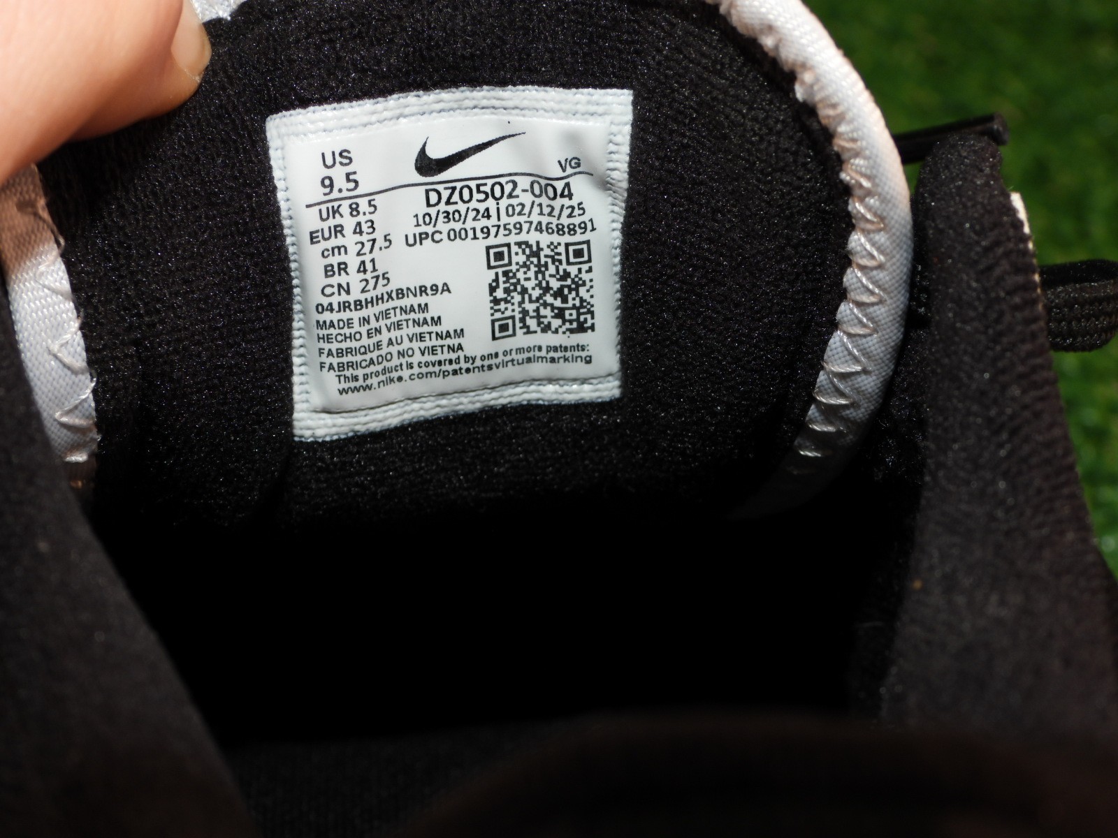 NIKE Air Diamond Varsity Turf Men's 9.5 Black White Baseball Shoes DZ0502-004 thumbnail 10