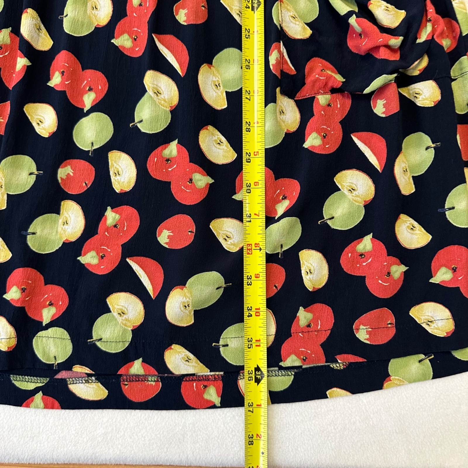 Basic Threads Santa Monica Apple Print Rayon 90s … - image 9
