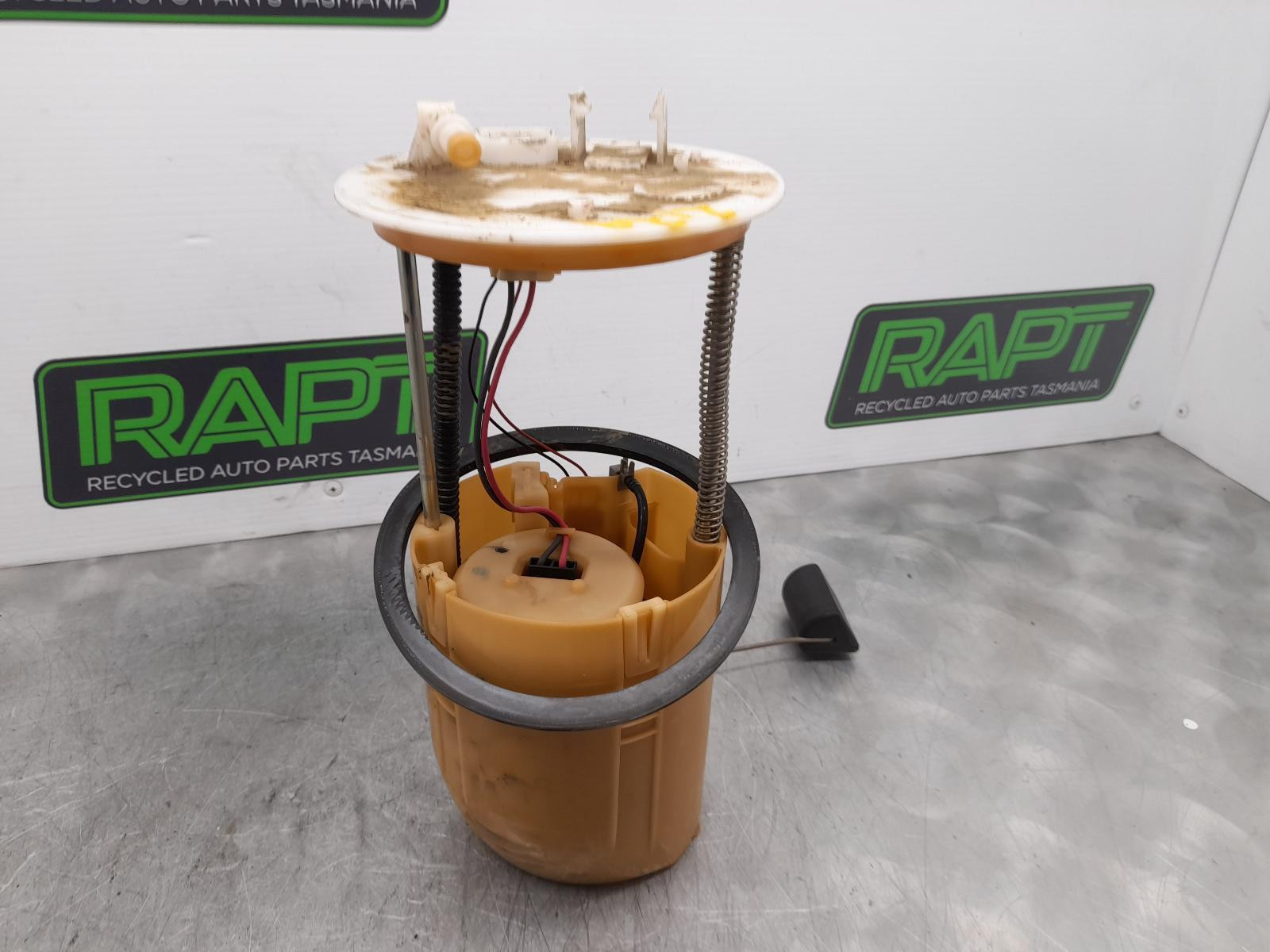 2019 Mitsubishi Asx FUEL SENDING UNIT 05/10- 10 11 12 13 14 15 16 17 18 19 20 21 22 2 image 2