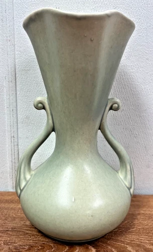 Red Wing Pottery Vintage Vase #505 Handles Green