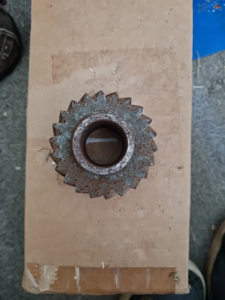 FORD TRANSIT 6-SPEED MANUAL MT82 REVERSE GEAR 2014- 1699473 - Image 4 of 4