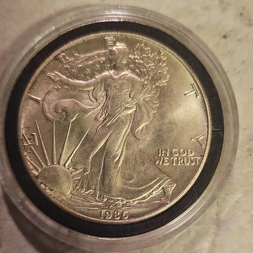U.S. Mint American Eagle 1986 1 oz Silver Coin Business Strike