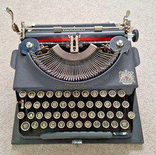 Vintage Imperial the Good Companion Typewriter with Case