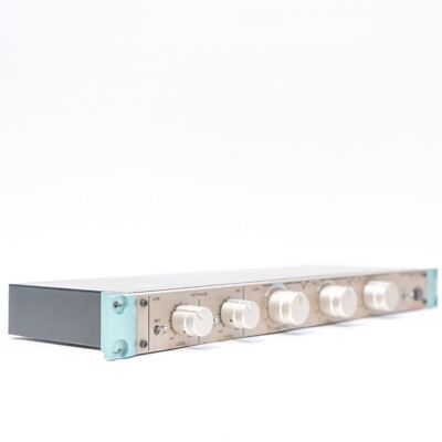 Vestax DCR-1200 3 EQ Equalizer Band Isolator & Filter with