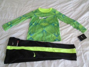 neon nike outfit