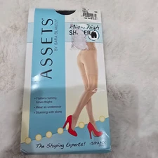 ASSETS Sara Blakely SPANX Mid-Thigh Shaper Size 1 Black 124B NEW Underwear