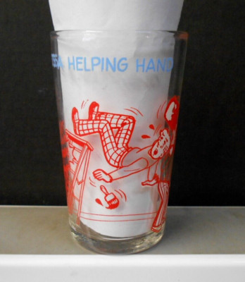 1973 ARCHIE COMICS GLASS ''Archie Gets a Helping Hand'' Jughead Reggie Painting