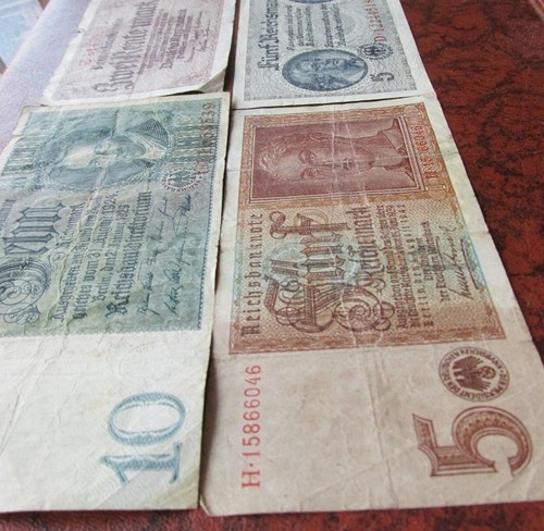 Lot of 2,10,5 WW2 REICHSMARK NAZI GERMANY CURRENCY GERMAN BANKNOTES - Picture 2 of 6