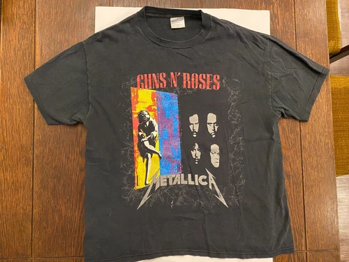 Guns N' Roses / Metallica Tour T-Shirt Size XL 1990s vintage concert t-shirt, vintage, size XL, single stitch, B+ condition