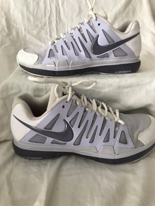 womens nike shoes size 9