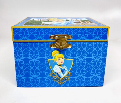 Disney Cinderella アクセサリーケース Loungefly_Disney_Cinderella_Pr