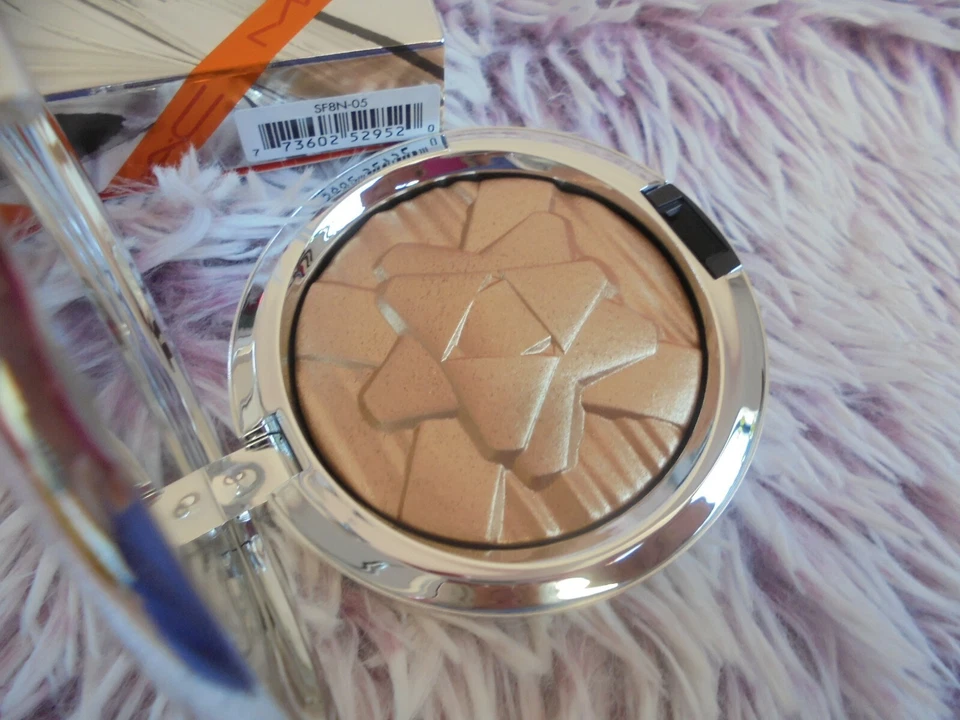 MAC Puder Rouge Highlighter Shiny Pretty Things Farbe Oh, Darling neu OVP - Bild 3 von 4