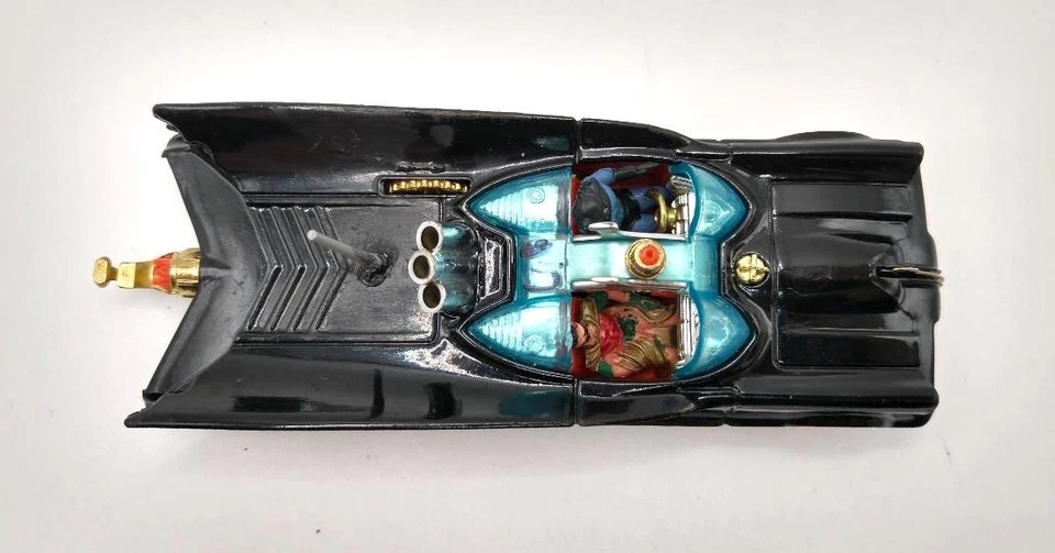 Corgi 267 Batman Batmobile Red Tires Whizz Wheels 1972 Vintage (Refurbished) - Image 3 of 4