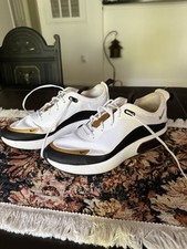 Women s Nike Air Max Dia White/Black/Gold Lac...