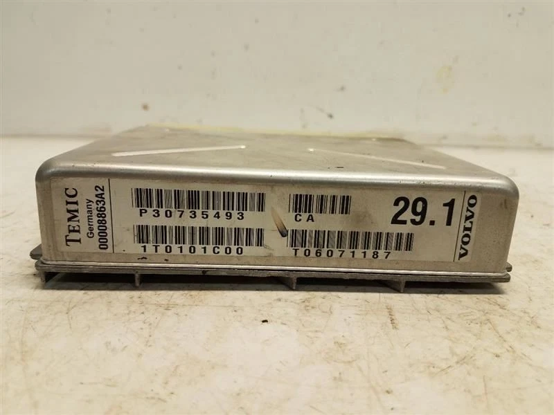 Módulo de control de transmisión Volvo V70 2005-07 (2,5 turbo / vagón) n.º de parte: 30735493 Foto 2 de 4