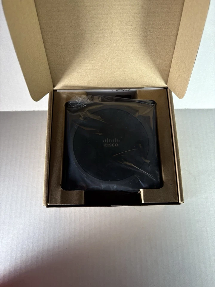 Cisco 6825 Cordless DECT Bundle CP-6825-3PC-BUN-NA Handset + Base Brand New - Image 3 of 4