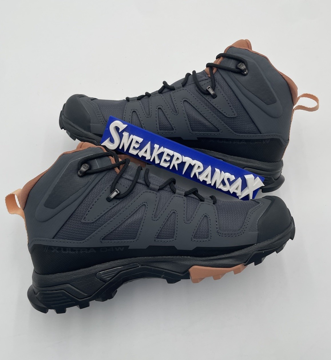 Nuovi stivali da trekking Salomon X Ultra 4 Mid Goretex taglia U.S donna 7 neri mandorla NB