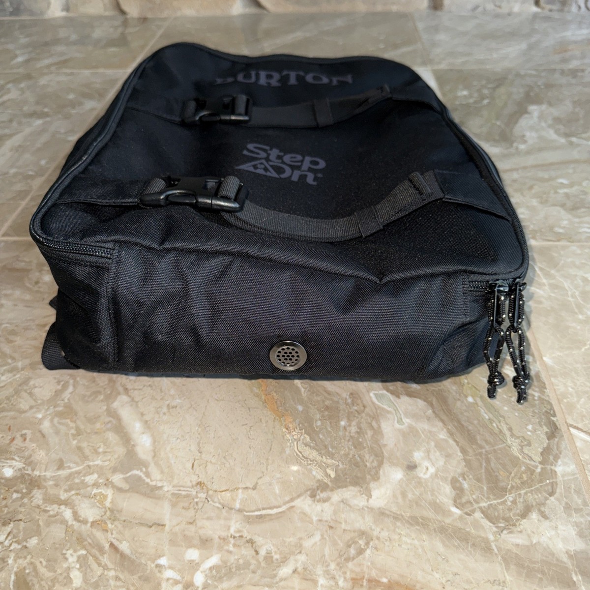 Burton STEP ON Snowboard Backpack Bag / Black / Waterproof 