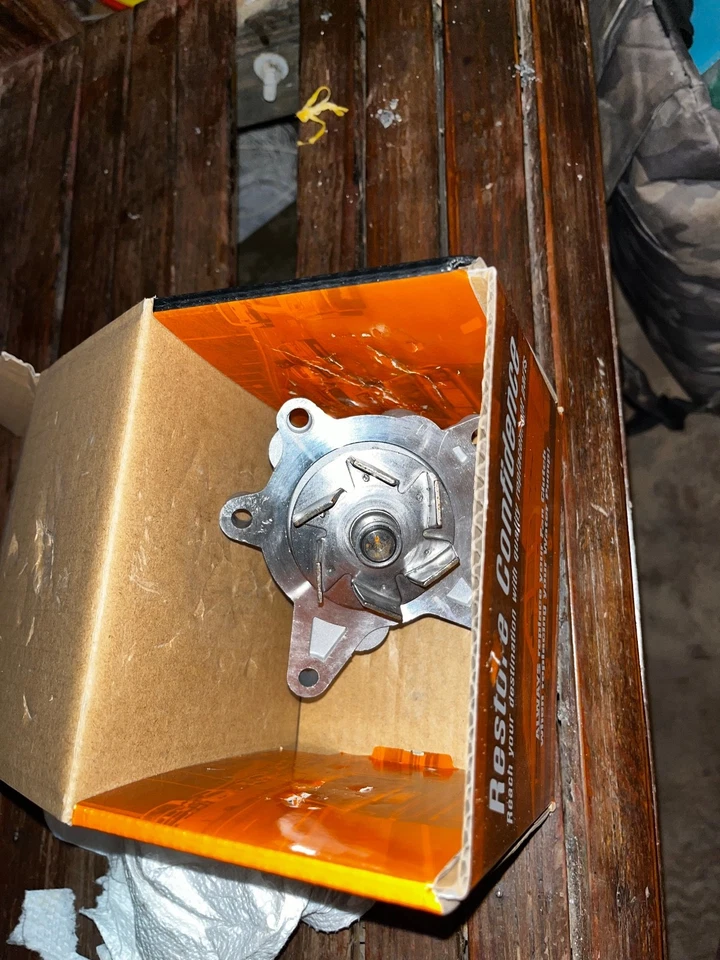 water pump 2021  KIA rio US Motor sliver aluminum new  - Image 2 of 3