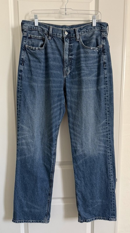 American Eagle Straight Leg Jeans 12 Short EUC