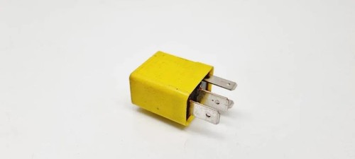 OPEL ZAFIRA TOURER C P12 Relais 24433728 2.00 Diesel 96kw 1999 31068445