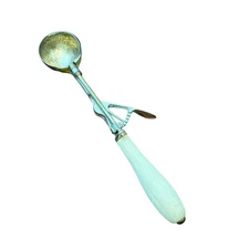 VTG GILCHRIST'S No. 31 Wood Handle Brass Mechanical Ice Cream Scoop 11" IUC