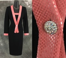 BEAUTIFUL St John evening knit black pink rhinestones embellished blazer size 4