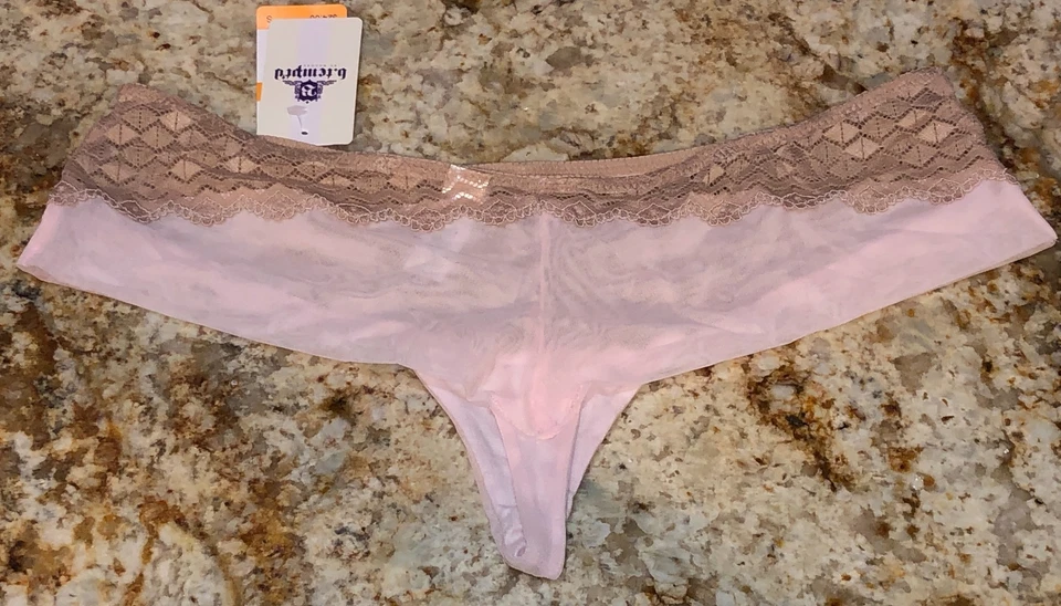 Tanga b.tempt'd by Wacoal Love Triángulo Desnudo Encaje Tanga Panty Mujer S 5 L 7 XL 8 Foto 3 de 4