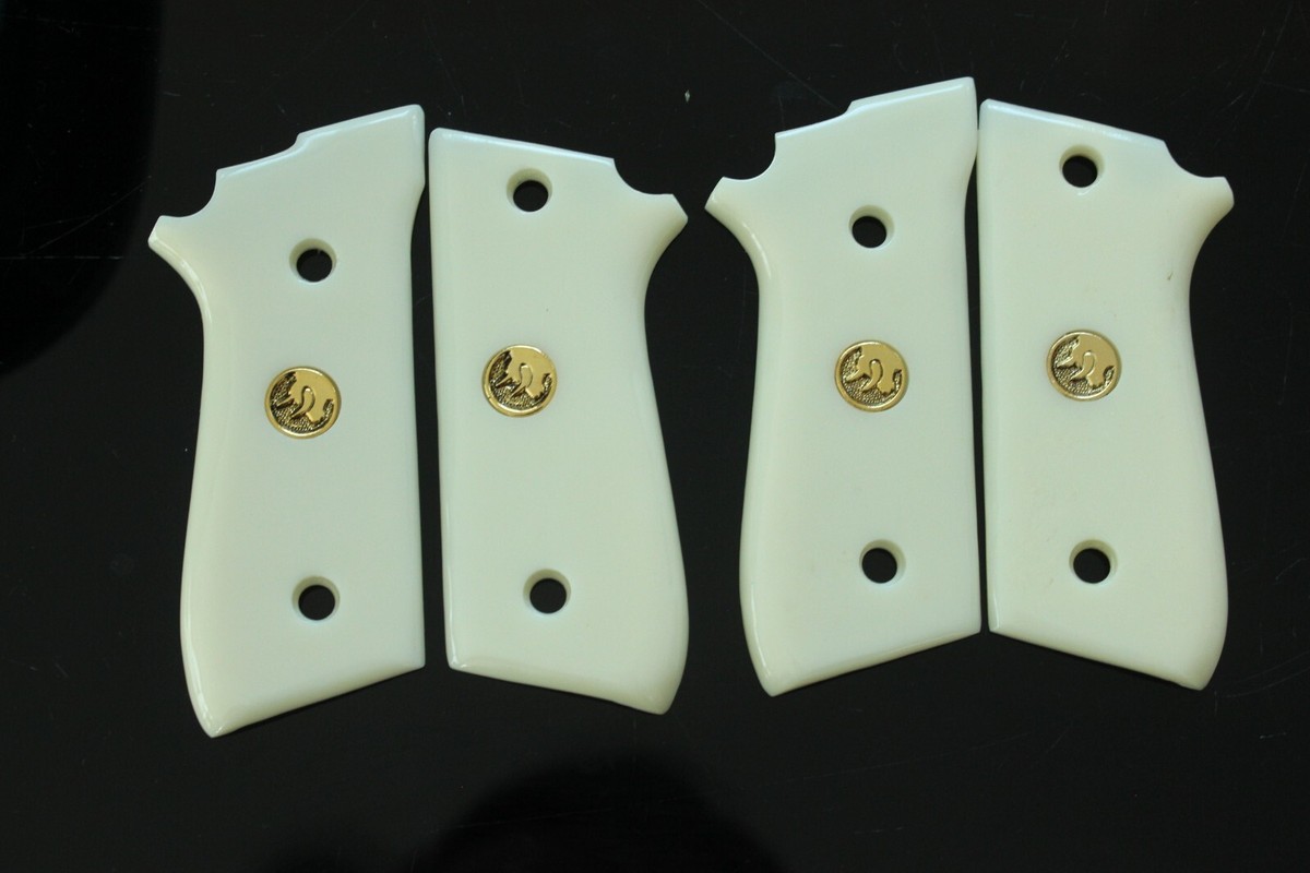 Guancette Impugnatura Nere Perla Per Taurus PT 92, 99, 100 Con Decocker. Finiture Oro Casuali, Resina. - Foto 2