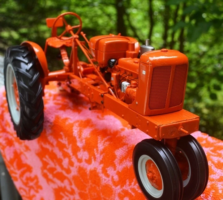 NEW FRANKLIN MINT ALLIS CHALMERS 1:12 SCALE WC TRACTOR METAL DIECAST - Image 4 of 4